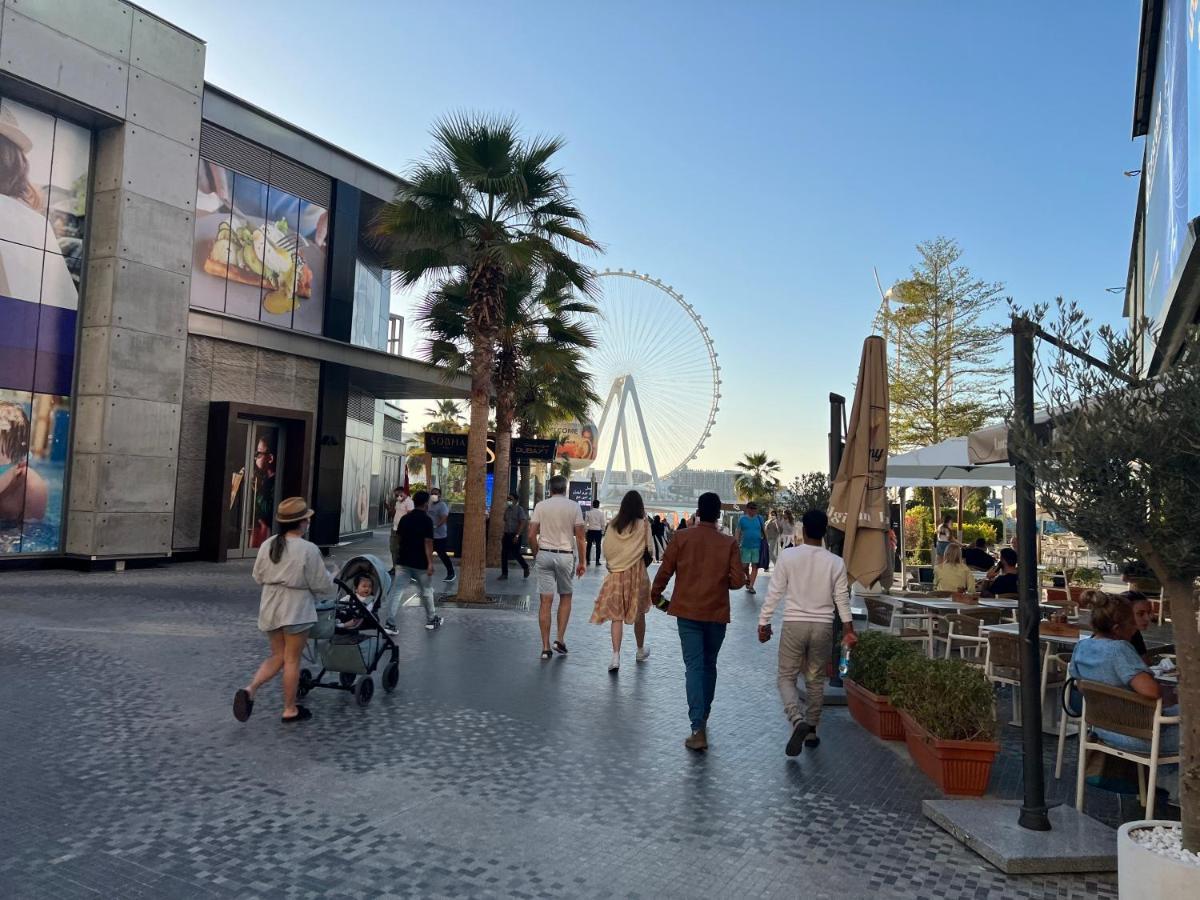Lunar Hostel - Jbr Dubai Eksteriør billede