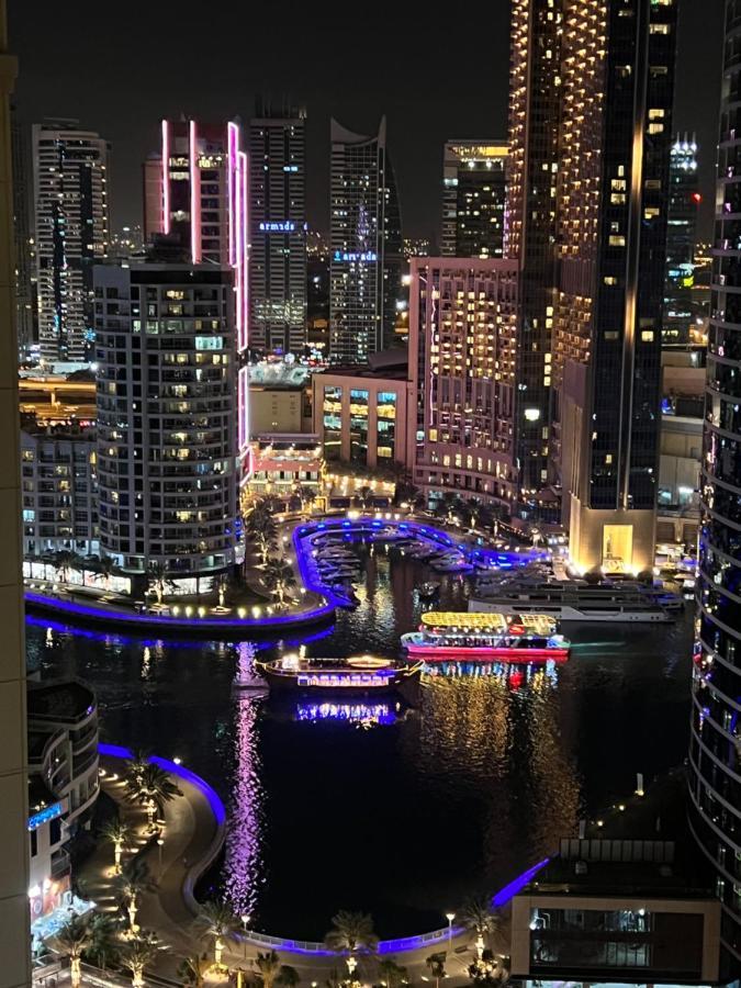 Lunar Hostel - Jbr Dubai Eksteriør billede