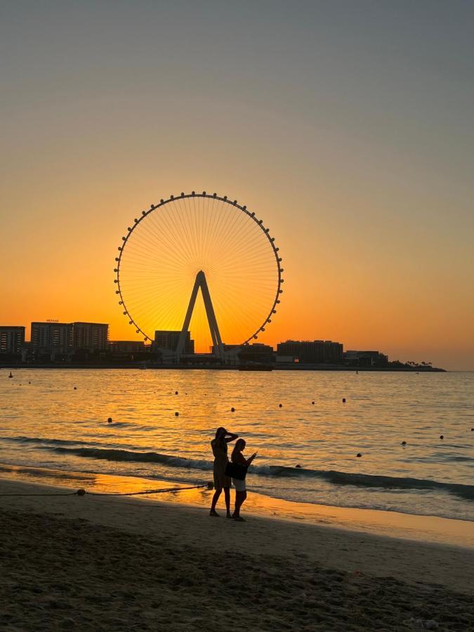 Lunar Hostel - Jbr Dubai Eksteriør billede