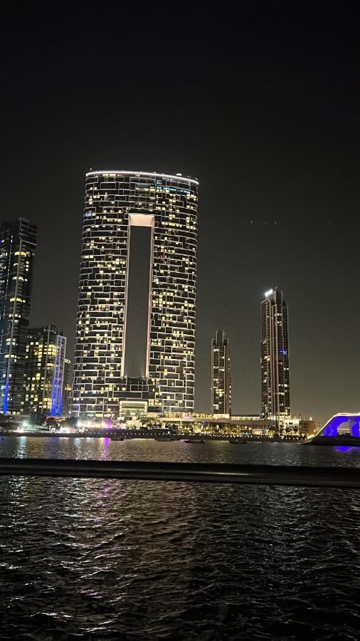 Lunar Hostel - Jbr Dubai Eksteriør billede