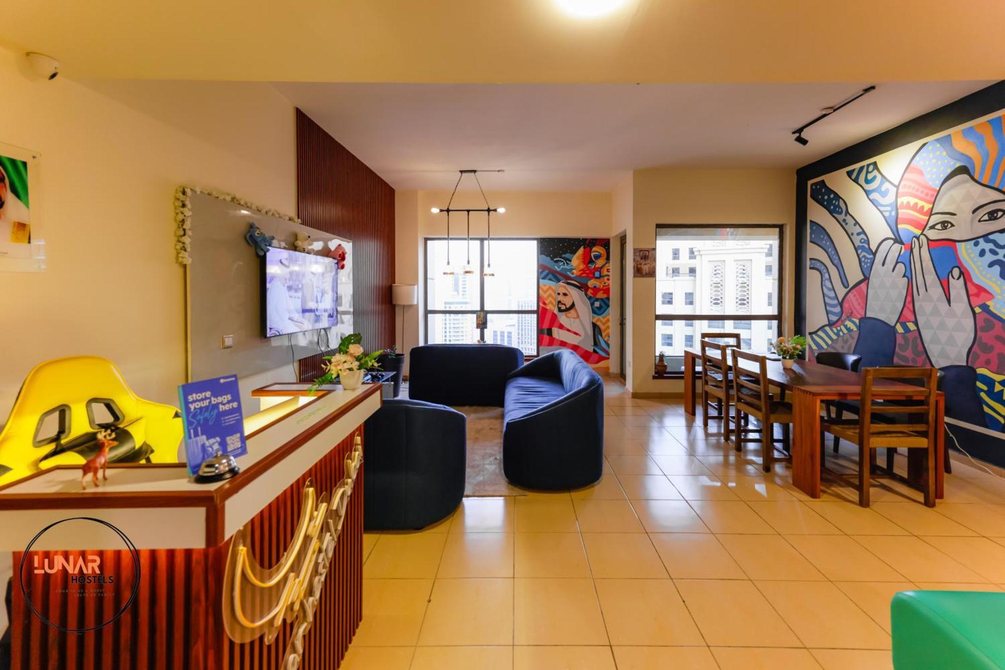 Lunar Hostel - Jbr Dubai Eksteriør billede