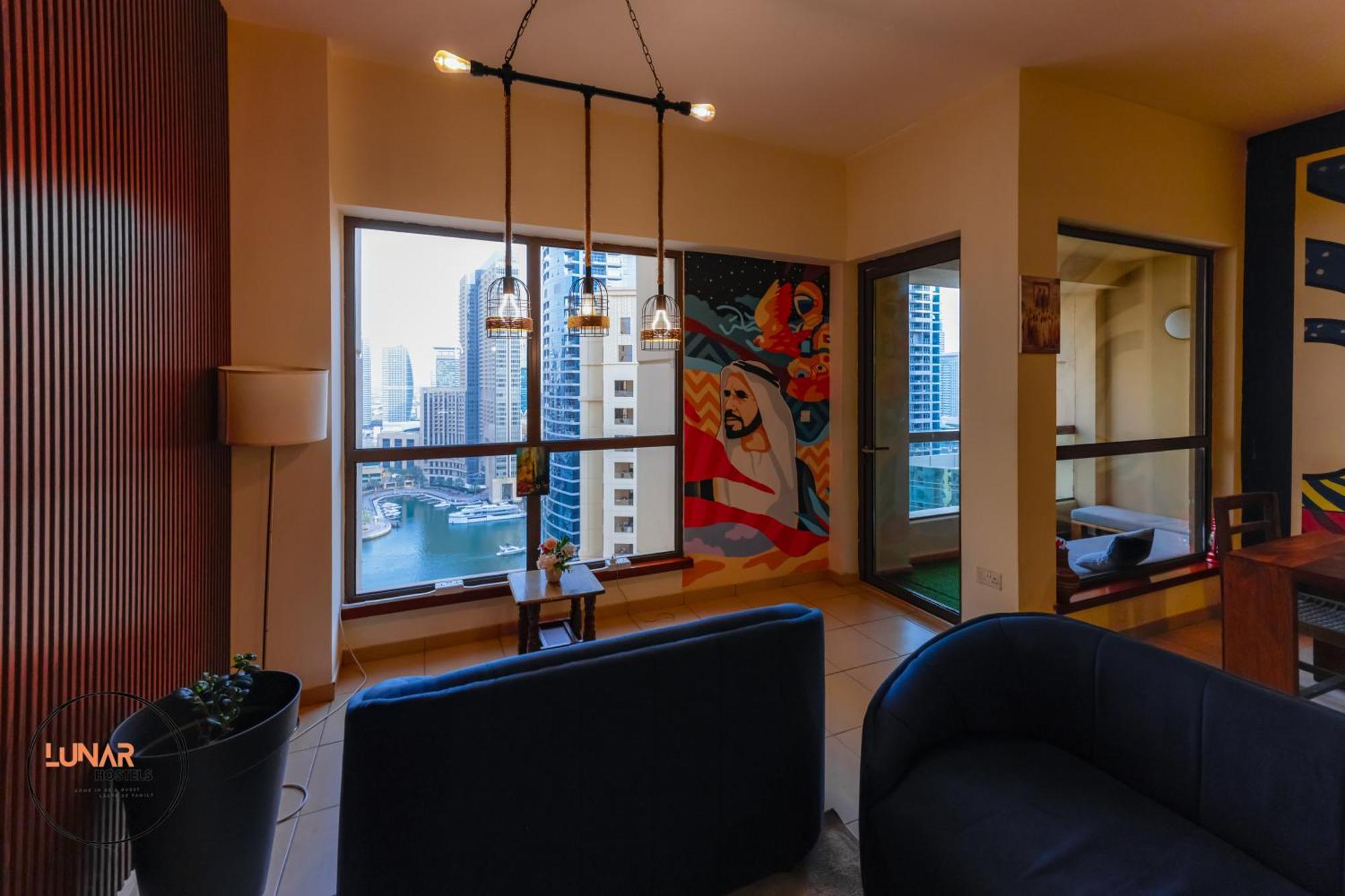 Lunar Hostel - Jbr Dubai Eksteriør billede