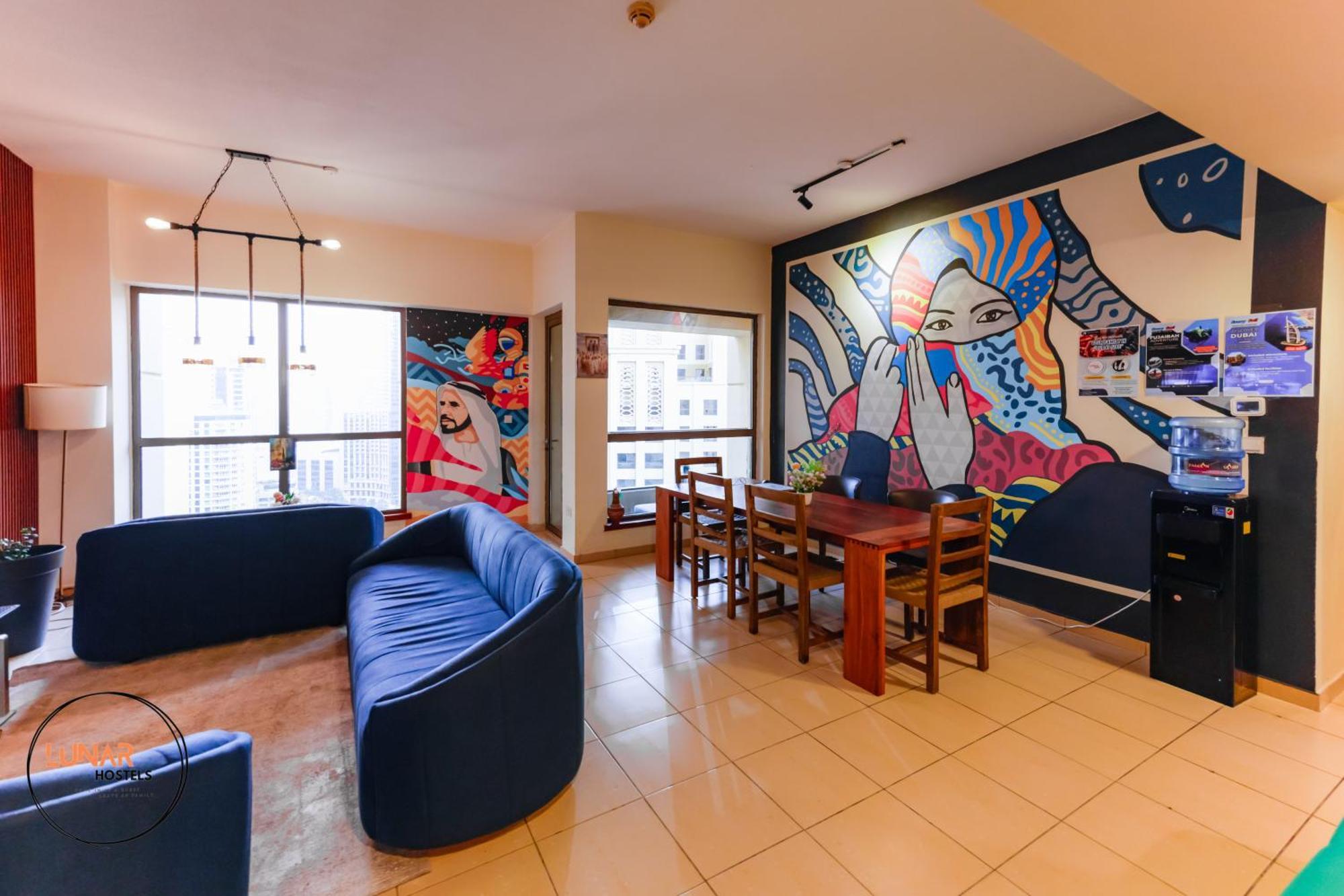 Lunar Hostel - Jbr Dubai Eksteriør billede