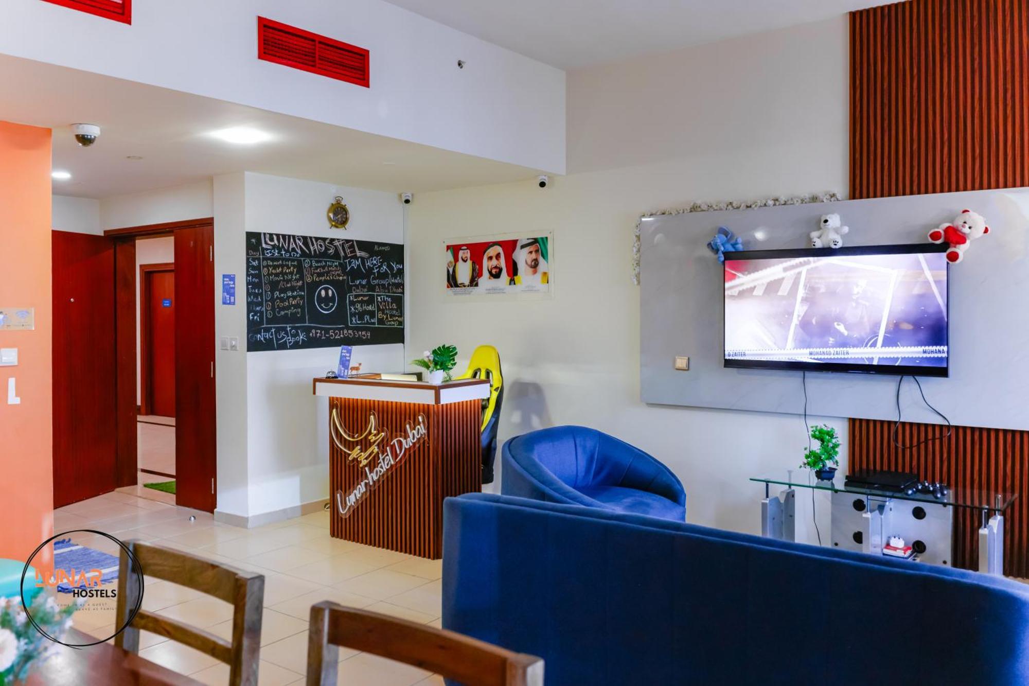 Lunar Hostel - Jbr Dubai Eksteriør billede